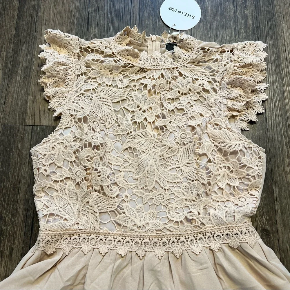NWT SHEIN Tan Short Sleeves Lace Front Flowy Sun Dress Size S - Picture 6 of 14